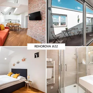 Apartamento Rehorova, Praga